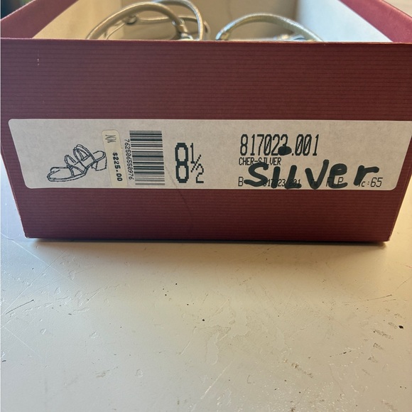 Bruno Magli Cher Silver Sandals with Block Heel, Vintage 1998, Size 8.5, Luxury - Picture 8 of 9